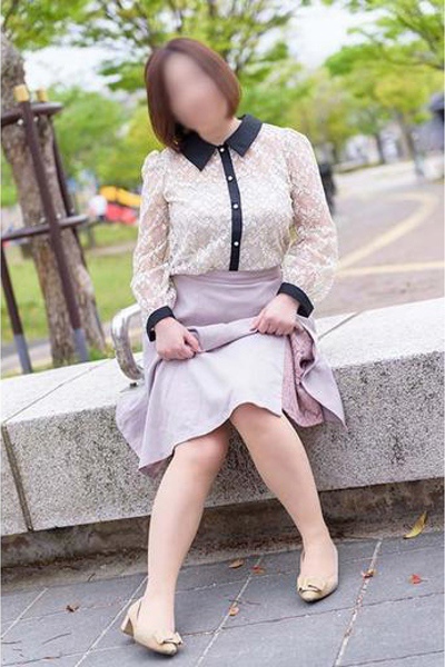 にこ