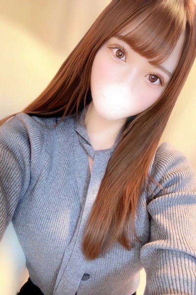 野村ゆゆ