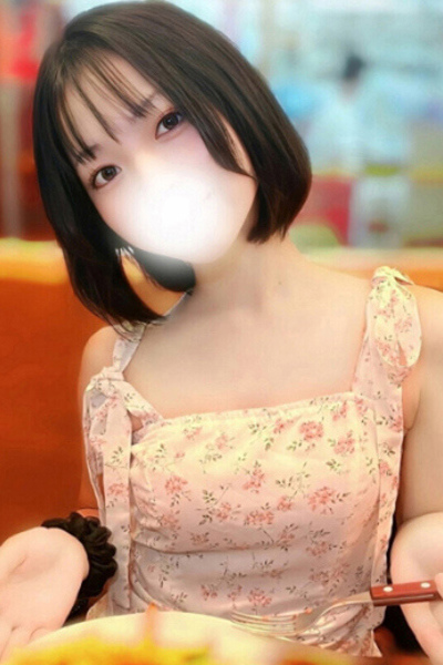 松井なこ
