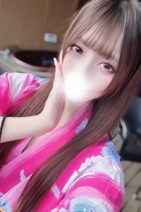 新井もえ