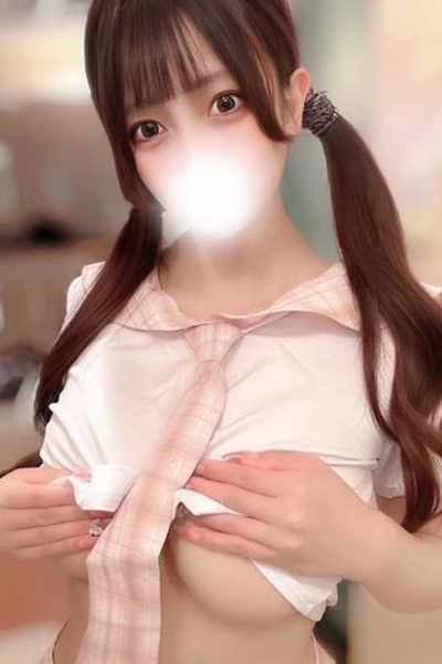 新井もえ