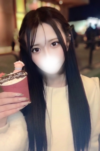 野々せりな