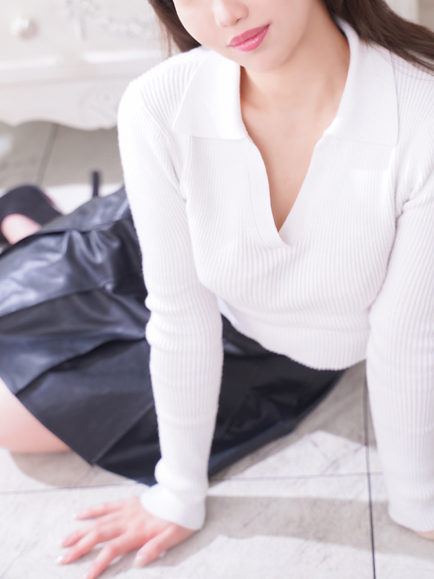 佐織 雫