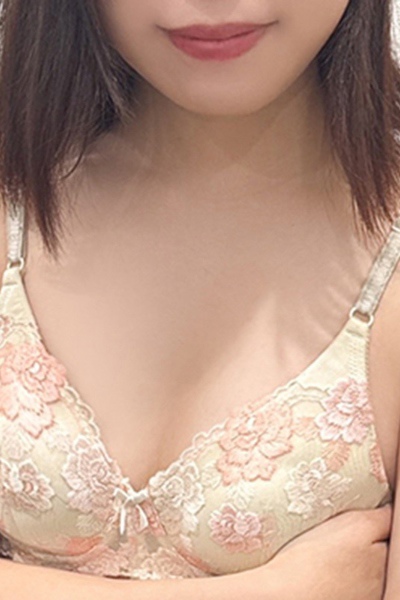 みあ