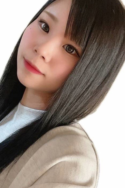ゆりな