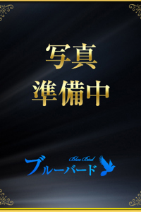 鈴宮えりさ