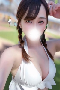 倉持かなた