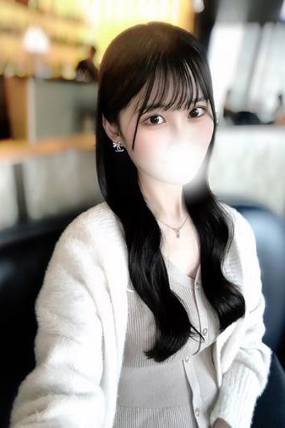 星乃ゆりあ