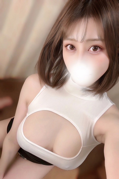 小松ひなみ