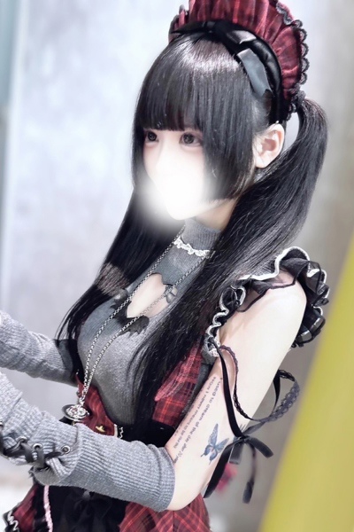 天羽めろ