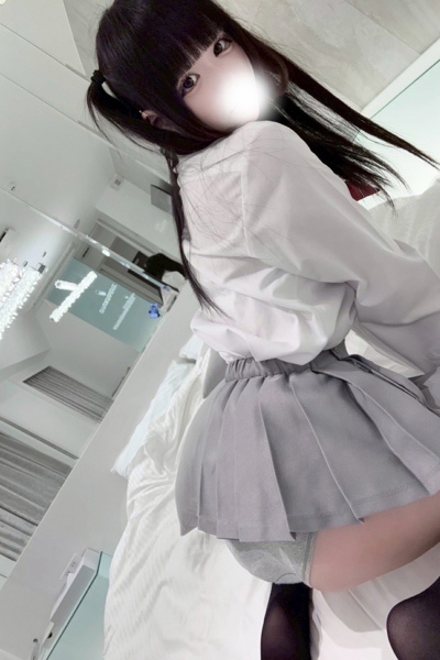 天羽めろ