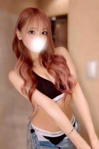 夏凪リア