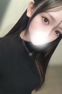 琴山ゆずは