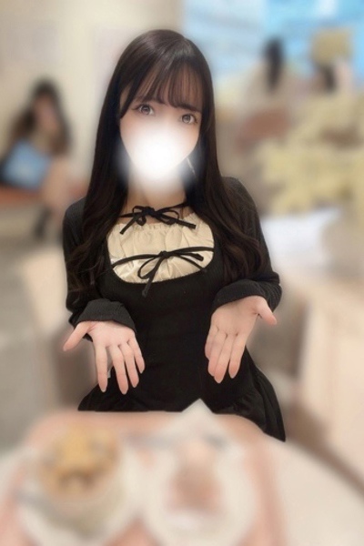 秦野あみか