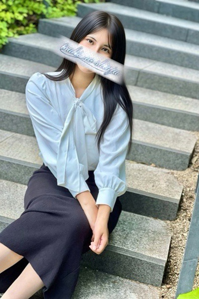鈴原ひかる