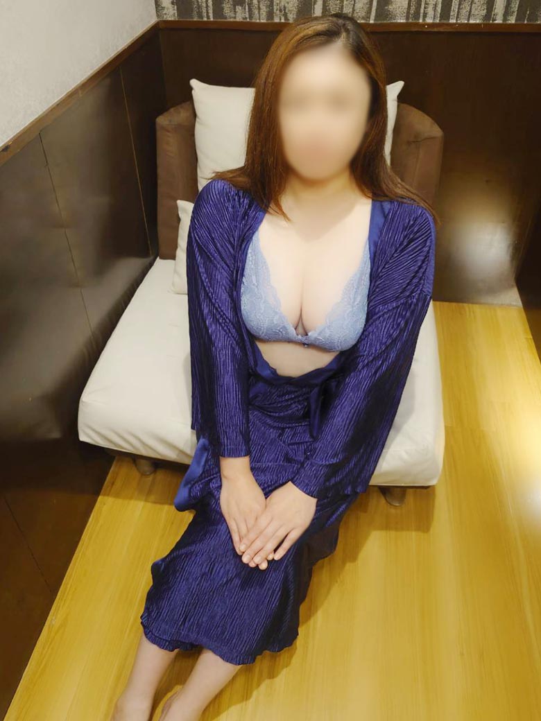 えり