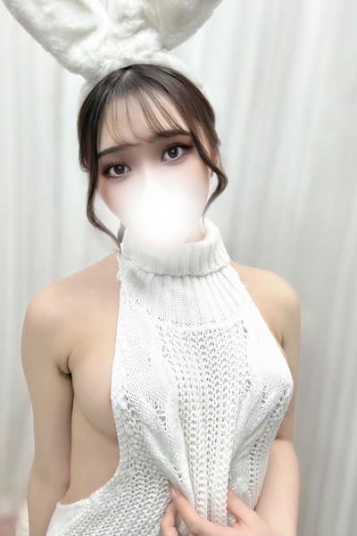 花音かなで